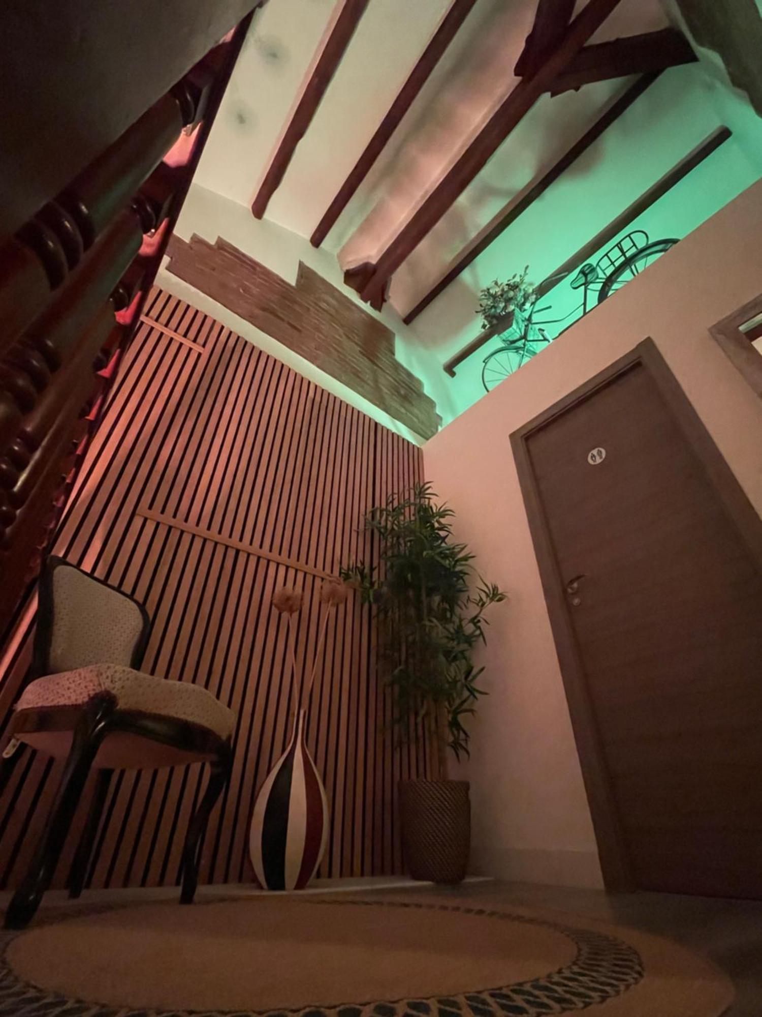 Villa Paradise, Urban Oasis By -Toprentalsbarcelona- Esplugues de Llobregat Esterno foto